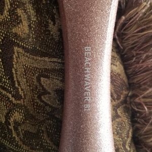 Beachwaver curling iron